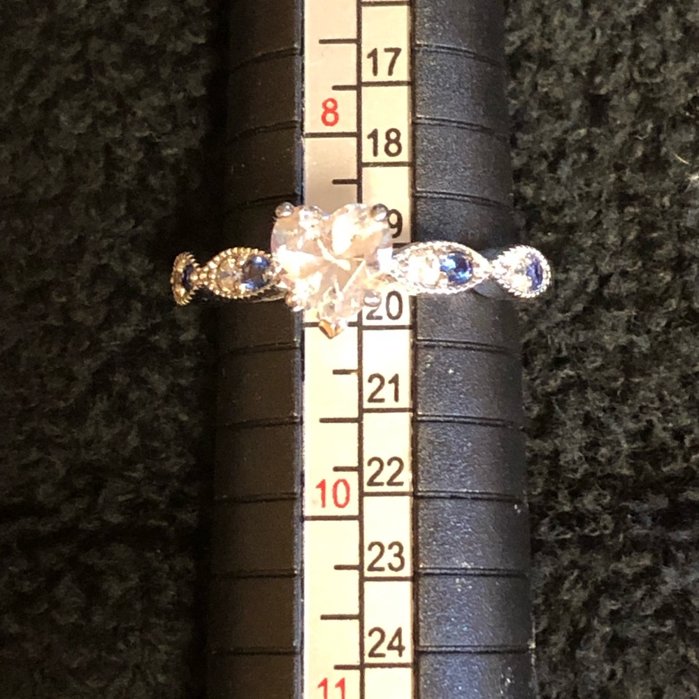 Belle Luce 925 Heart Zirconia Ring